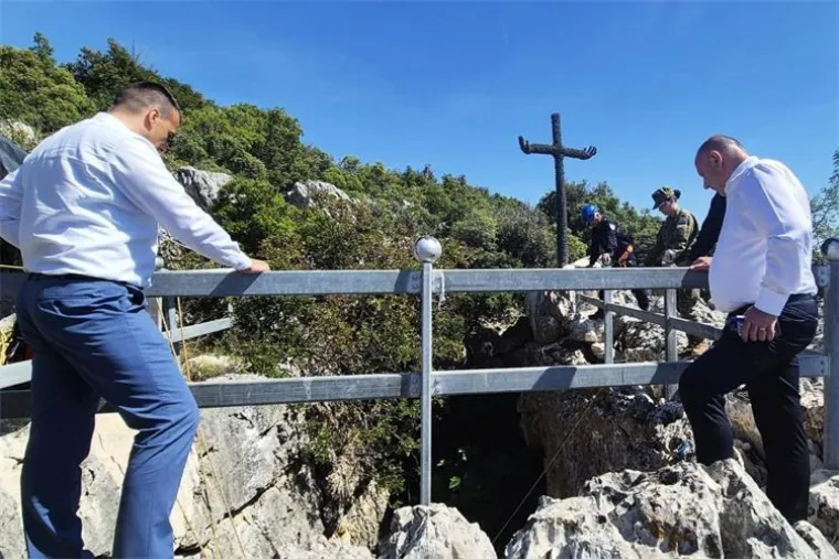 Otkrivena masovna grobnica u jami Golubinka: Među žrtvama i tri žene i dječak