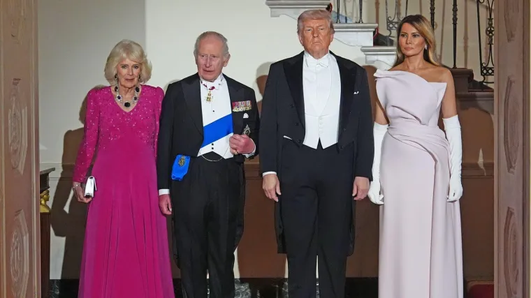 Nova haljina Melanije Trump pokrenula jo&scaron; jednu raspravu: Je li ipak pokazala previ&scaron;e?