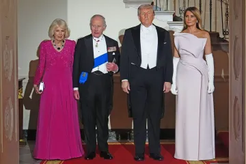 Nova haljina Melanije Trump pokrenula jo&scaron; jednu raspravu: Je li ipak pokazala previ&scaron;e?