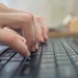 Treba li i Hrvatska ovim putem? Grci su na korak od toga da ukinu anonimnost na dru&scaron;tvenim mrežama