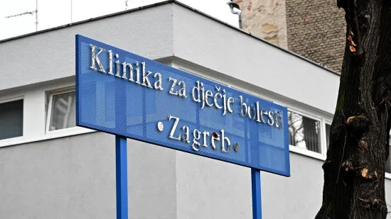 Iz bolnice otkrili stanje te&scaron;ko opečenog dječaka (14) kojeg je udarila struja