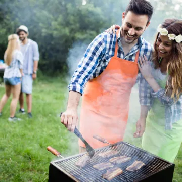 Vodič za prvomajski ro&scaron;tilj i pečenje: Koliko mesa pripremiti da nitko ne ostane gladan