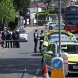 Napad u Londonu: Nožem izbo dvojicu Židova, a onda krenuo i na policajce