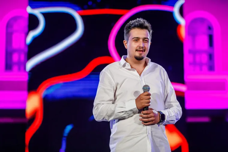 Faris Pinjo o novoj pjesmi i poznatoj supruzi: 'Upoznati Aminu je najljep&scaron;a stvar u mom životu'