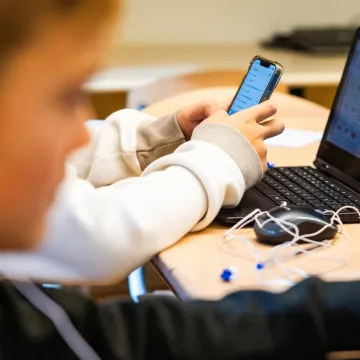 Komisija poziva države članice da počnu primjenjivati EU-ovu aplikaciju za provjeru dobi