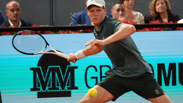 Prvi tenisač svijeta se bez problema plasirao u polufinale