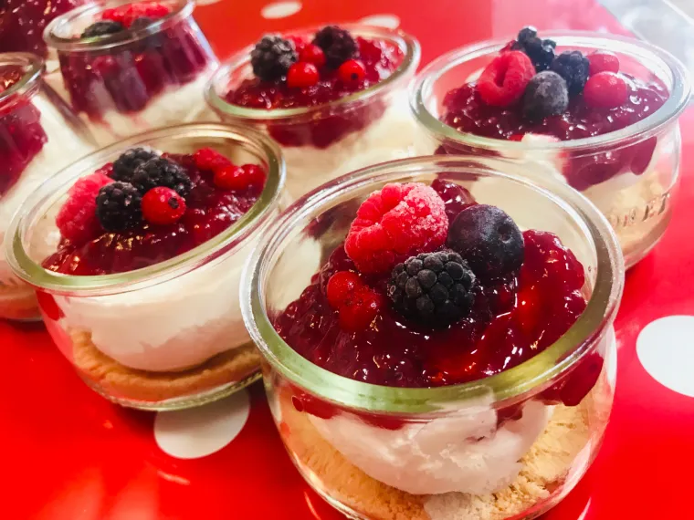 Slatki zavr&scaron;etak ro&scaron;tilja: Recepti za deserte koji se pamte i lako pripremaju