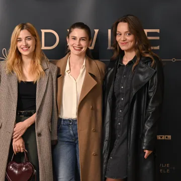 Kako se odmaraju sestre Runje iz 'Divljih pčela' nakon napornih snimanja: 'Doći doma i sve četiri u zrak'