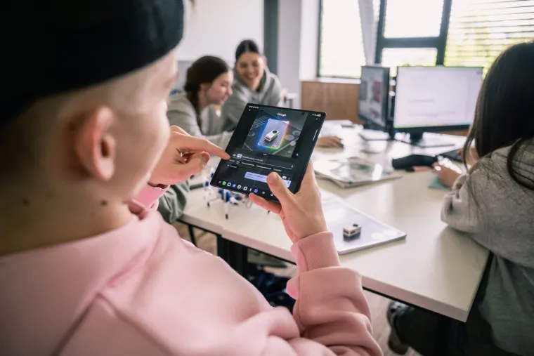 Srednjo&scaron;kolci diljem Hrvatske uz AI rje&scaron;avaju stvarne probleme