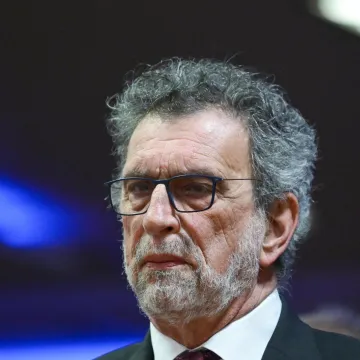 Ravnatelji predlažu online nastavu, Fuchs nije odu&scaron;evljen: 'Neka mi objasne svrhu'