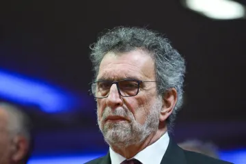 Ravnatelji predlažu online nastavu, Fuchs nije odu&scaron;evljen: 'Neka mi objasne svrhu'