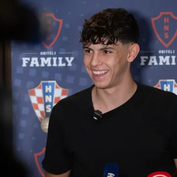 Dinamo, Rijeka i Hajduk bore se za novo hrvatsko čudo iz Njemačke