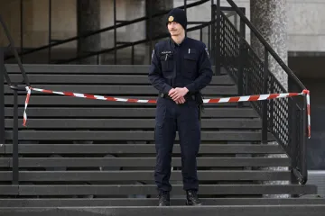 Maloljetnik zbog dojava o bombama izveden pred suca: Određen mu istražni zatvor