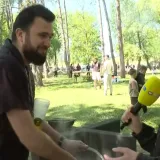 Pogledajte &scaron;to ovaj Slavonac kuha za Praznik rada: 'To je bio jedini izbor, sna&scaron;li smo se'