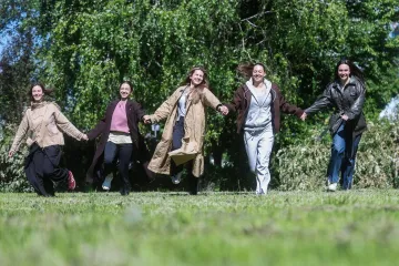 Punih kofera i s osmijesima na licima cure krenule u Beč: 'Mislimo da je sad sve spremno. Mora biti'