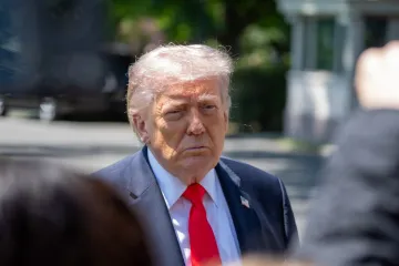 U napadu na Libanon poginulo 12 ljudi, među njima i dijete, Trump: 'Mi smo kao pirati'