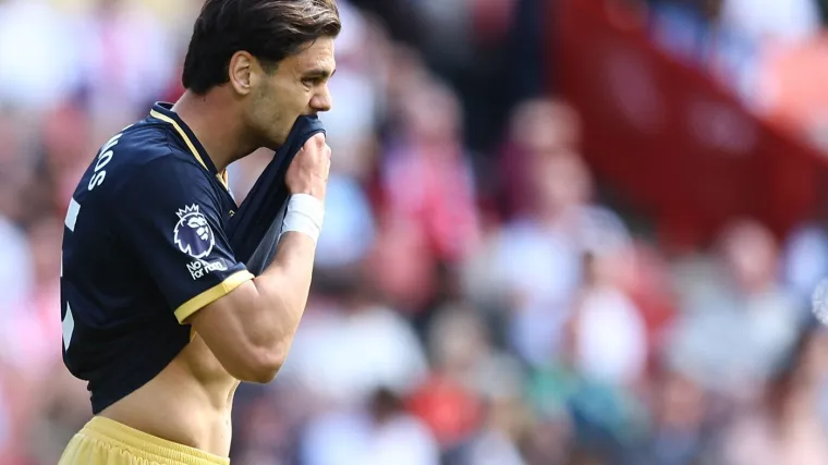 West Ham izgubio i ponudio slamku spasa Tottenhamu