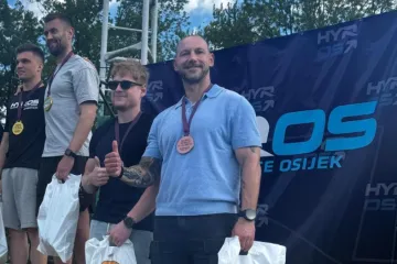 Pogledajte ministra Habijana u top formi: Produženi vikend proveo na utrkama, kući ide s dvije medalje