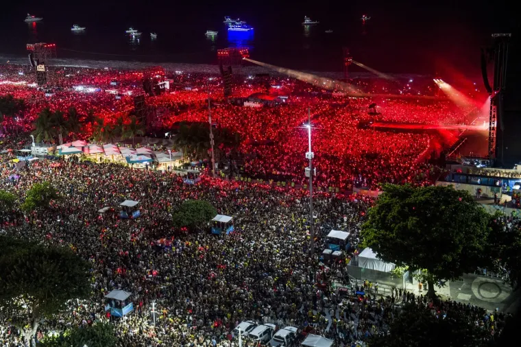 Shakira 'zapalila' Copacabanu! Na besplatan koncert stiglo čak 2 milijuna ljudi