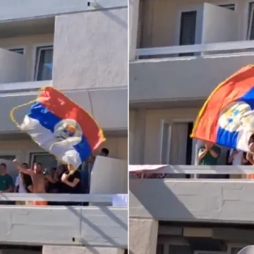Pojavila se snimka mladića protjeranog iz Hrvatske: Na balkonu mahao zastavom Republike Srpske