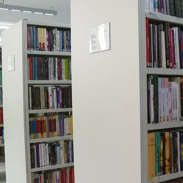 Nakon pet godina u kontenjeru: Gradska knjižnica u Petrinji konačno otvorila vrata