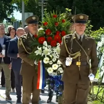 Slavonski Brod prisjetio se najmlađih žrtava: Tog dana ubijeno je &scaron;estero djece