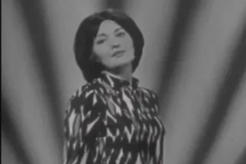 Nevjerojatna životna priča Tereze Kesovije: Glazbena diva koja je osvojila Francusku