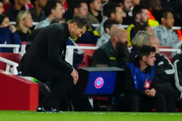 Nemile scene u Londonu: Simeone nasrnuo na uglednu osobu, ali i pokazao koliki je gospodin