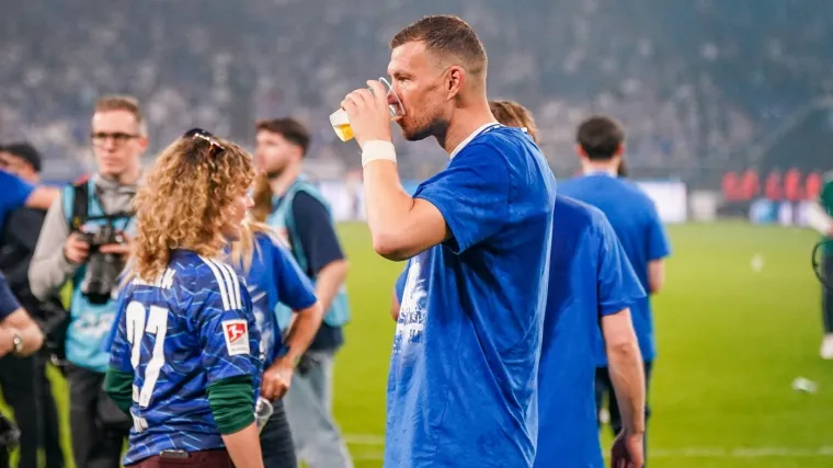 Ludnica na jahti: Džeko pokazao kako se slavi ulazak u Bundesligu