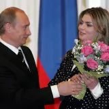 Ruska &scaron;pijunka ili ljubavnica? Tko je atraktivna sporta&scaron;ica koju godinama spajaju s Putinom?