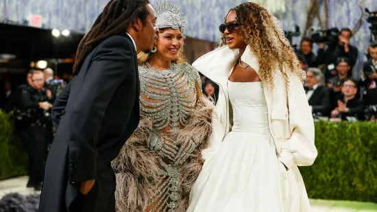 Oglu&scaron;ila se na očeve riječi: Jay-Z ju zamolio da ukloni sunčane naočale, a ona...