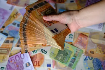 Cifra od koje boli glava: Pogledajte koliko mjesečno zarađuju igrači Hajduka i Dinama