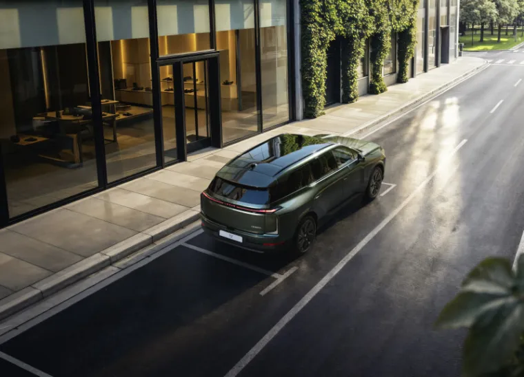 Lexus TZ je potpuno novi SUV: Ima &scaron;est sjedala, a do stotke stiže za 5,4 sekundi