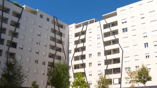 Za&scaron;to Hrvati dugo ostaju s roditeljima? 'Zakonski bi trebalo zabraniti da nakon 30. žive s mamom i tatom'