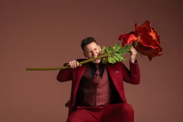 Osvojio je Severinu u RTL-ovom Superstaru, a sad ima prvi autorski hit: Nije ljubavna žalopojka