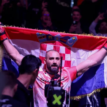 Martin Batur: 'Mi Zadrani pro&scaron;li smo u ratu sva&scaron;ta, ali ne mrzimo nikog nego volimo svoje'