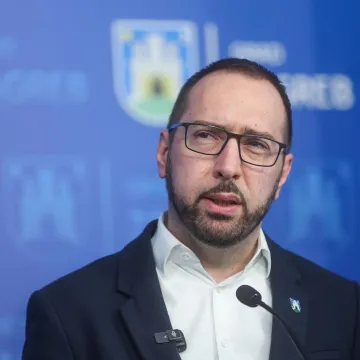 Zagreb obilježava dan oslobođenja od fa&scaron;izma, očekuje se izjava Toma&scaron;evića