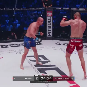 Brutalan nokaut za kraj večeri! Pogledajte kako je Batur ugasio do sada neporaženog Crnogorca