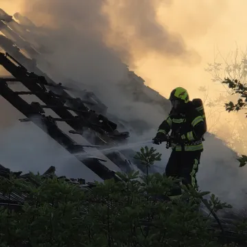 Izbio stra&scaron;an požar na obiteljskoj kući: 'Probudili su nas dim, vatra i pucanje crijepa'