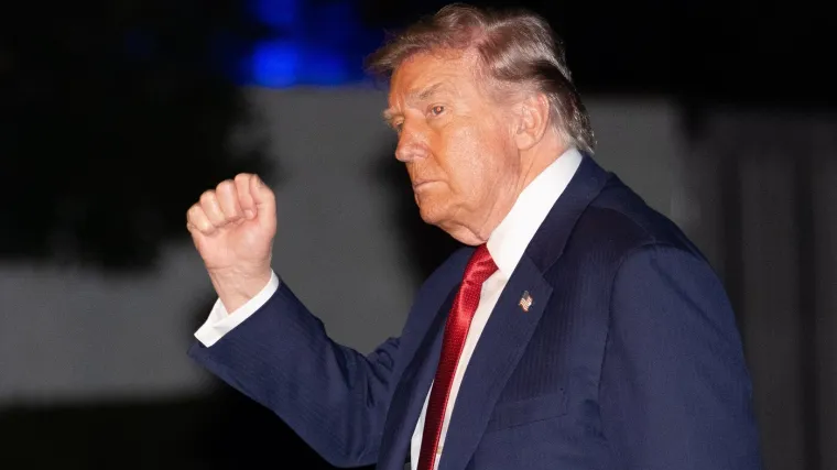 Trump poslao žestoku poruku: 'Ako se itko približi tom mjestu, raznijet ćemo ih'