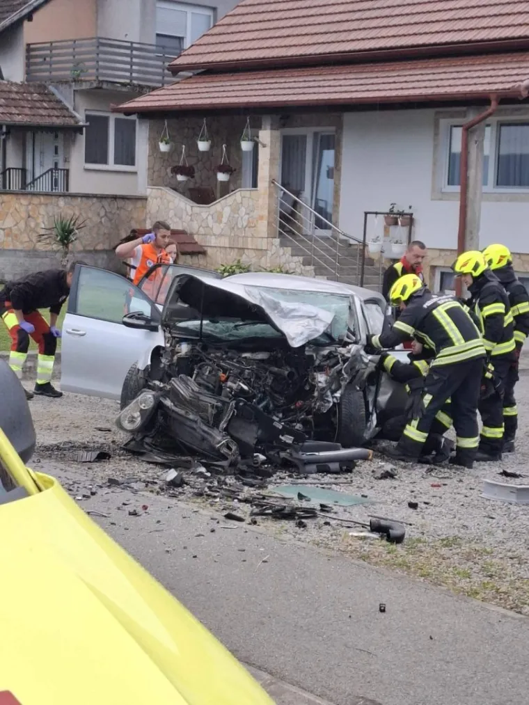 Cure detalji sudara kraj Požege: Preminuli mu&scaron;karac bio je pravosudni policajac! I&scaron;ao je na posao...