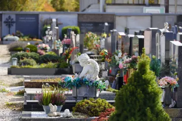 Otvaraju grobove i mrtvima vade zlatne zube: Broj pljački popeo se na 240