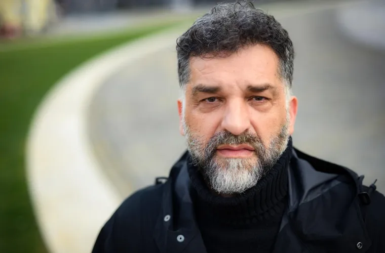 Danis Tanović: put od ratnog snimatelja do oskarovca