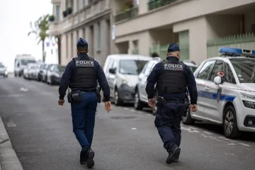 Tinejdžerice iz Srbije opljačkale ženu (99) u Francuskoj: Prvo su joj provalile u kuću
