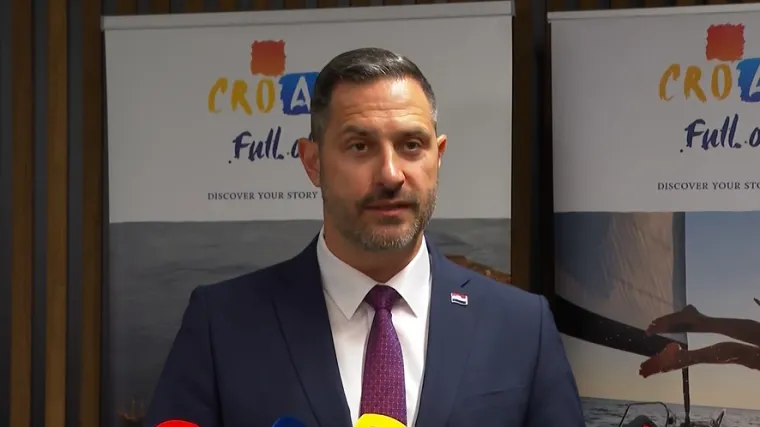Glavina pozvao sve u turizmu da smanje cijene: Je li on smanjio noćenje u svojoj vili?