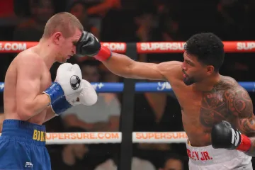 Mosley Jr. &scaron;okirao velikog favorita i nokautom poslao Bohachuka na pod u &scaron;estoj rundi