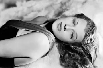 Prije 39 godina preminula Rita Hayworth: Imala pet brakova, bila princeza i umrla zaboravljena