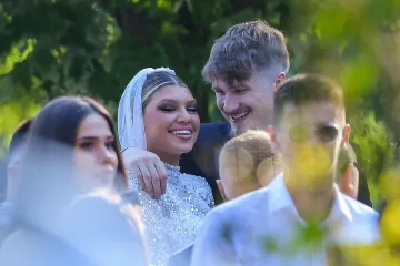 Tin Jedvaj i Dina Dragija postali roditelji: Mladi par podijelio prve fotografije sinčića Nika