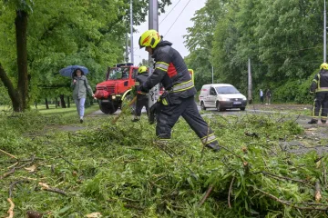 Jedna osoba ozlijeđena u nevremenu! Civilna zaštita izdala upute za građane: 'Ovo izbjegavajte'
