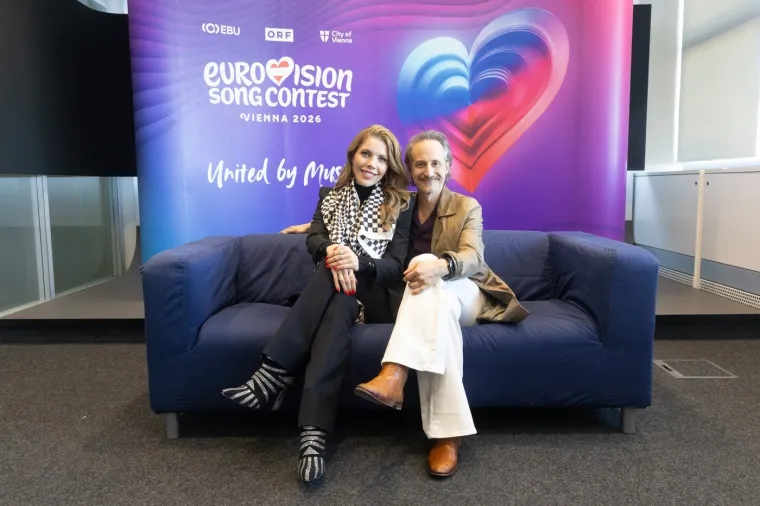 Bogata nasljednica Swarowski carstva danas će voditi Euroviziju uz poznatog austrijskog glumca